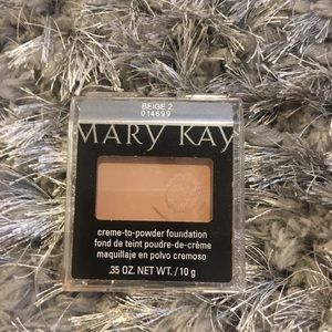 Mary Kay Creme to Powder
